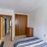 Alquilar 4 dormitorio apartamento en Madrid