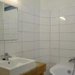 Pronajměte si 3 ložnic/e byt o rozloze 83 m² v zizkov