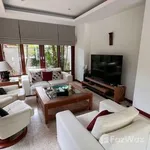 Rent 5 bedroom house of 300 m² in Phuket