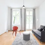 Rent 2 bedroom apartment of 65 m² in Berlin