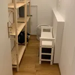 Miete 3 Schlafzimmer wohnung von 79 m² in Stuttgart