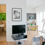 Rent 1 bedroom apartment of 538 m² in Berlin