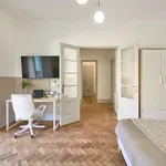 Rent a room in lisbon