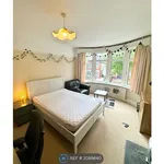 Rent 5 bedroom house in Wales