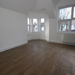 Rent 3 bedroom flat in Essex