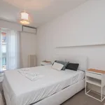 Rent 2 bedroom apartment in Milan