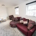 Rent 3 bedroom flat in Leeds