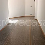 Affitto 3 camera appartamento di 136 m² in Genova