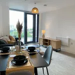 Rent 2 bedroom flat in Salford