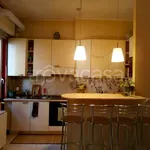 Rent 2 bedroom apartment of 60 m² in Bresso