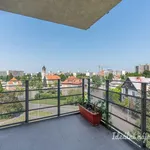 Pronajměte si 3 ložnic/e byt o rozloze 109 m² v Prague