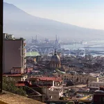 Rent 2 bedroom apartment of 60 m² in Napoli