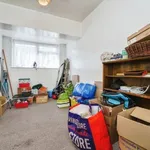 Rent 3 bedroom flat in Malvern Hills