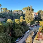 Rent 5 bedroom apartment of 140 m² in Roma