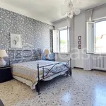 Rent 5 bedroom apartment of 100 m² in Livorno