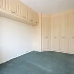 Rent 4 bedroom house in Reigate and Banstead