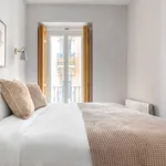 Alquilo 4 dormitorio apartamento de 150 m² en Madrid