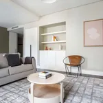 Rent 3 bedroom apartment of 130 m² in lisbon