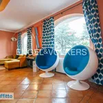 Rent 6 bedroom house of 450 m² in Rome