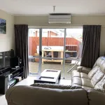 Rent 2 bedroom apartment in Kaipātiki