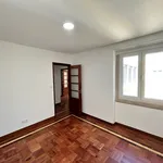 Rent 4 bedroom apartment of 140 m² in Lisboa