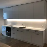 Miete 3 Schlafzimmer wohnung von 74 m² in Zurich