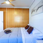 Rent a room of 80 m² in Valencia