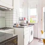 Rent 4 bedroom apartment in Lisbon