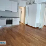 Rent 3 bedroom apartment of 90 m² in Milan