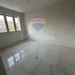 Affitto 3 camera appartamento di 75 m² in Busto Arsizio