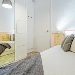 Rent 5 bedroom apartment in Barcelona