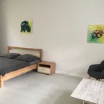 Miete 2 Schlafzimmer wohnung von 743 m² in Berlin