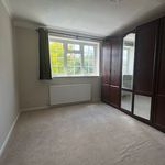 Rent 4 bedroom house in South East England