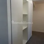 Affitto 3 camera appartamento di 51 m² in Piacenza