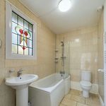 Rent 3 bedroom house in Swansea