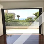 Rent 3 bedroom apartment of 156 m² in Παλαιό Φάληρο