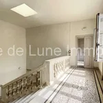 Appartement de 96 m² avec 2 chambre(s) en location à Nîmes