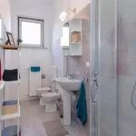 Rent a room of 90 m² in Milan