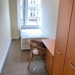 Rent 2 bedroom flat in Glasgow