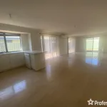 Rent 3 bedroom house in  Balga WA 6061                        