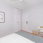 Rent 5 bedroom apartment in Madrid