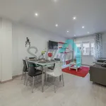 Rent 3 bedroom apartment of 90 m² in Oviedo