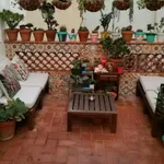 Rent 3 bedroom house in Barcelona