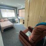 Rent 5 bedroom apartment in Lichfield