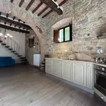 Rent 3 bedroom apartment of 80 m² in Todi