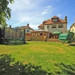 Rent 7 bedroom house in Hertsmere