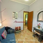 Rent 4 bedroom house of 68 m² in Campofelice di Roccella