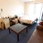 Rent 2 bedroom flat in London