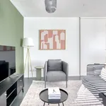 Rent 2 bedroom apartment of 57 m² in Zürich