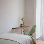 Rent a room in lisbon